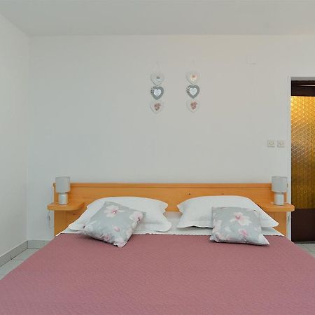 Apartment Dulijana 2042 Pula Luaran gambar